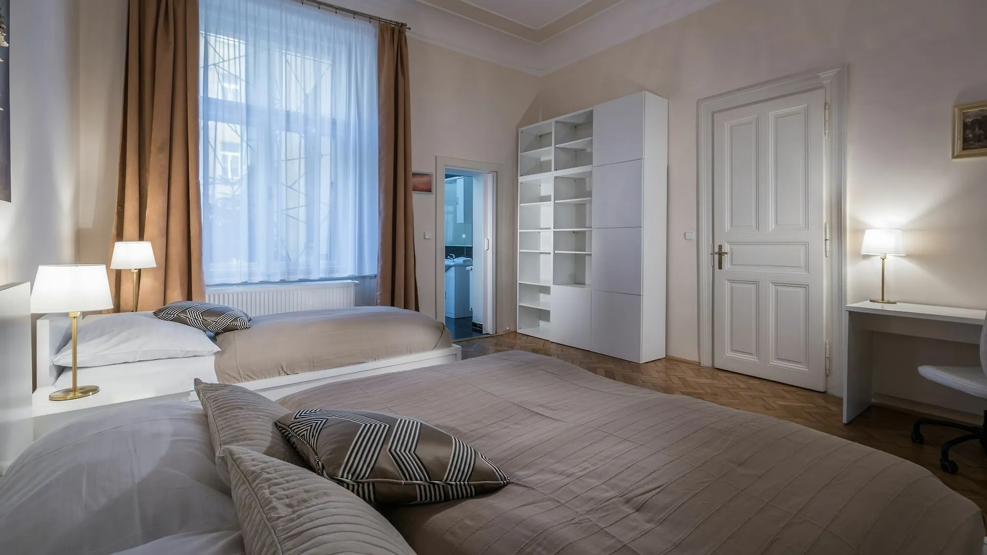 Legerova 33 Apartments Prague Aparthotel